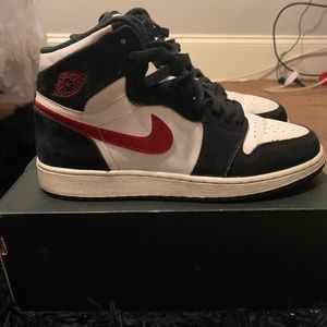 jordan retro 1’s